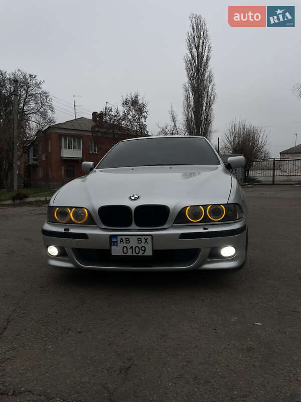 BMW 5 Series 2002