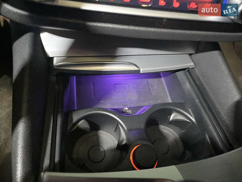 Седан BMW 5 Series 2017 в Львове