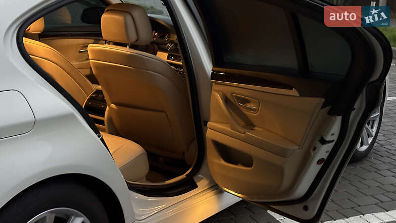 Седан BMW 5 Series 2011 в Вінниці