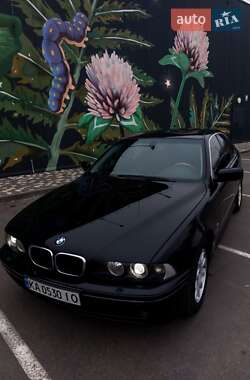 Седан BMW 5 Series 2003 в Киеве