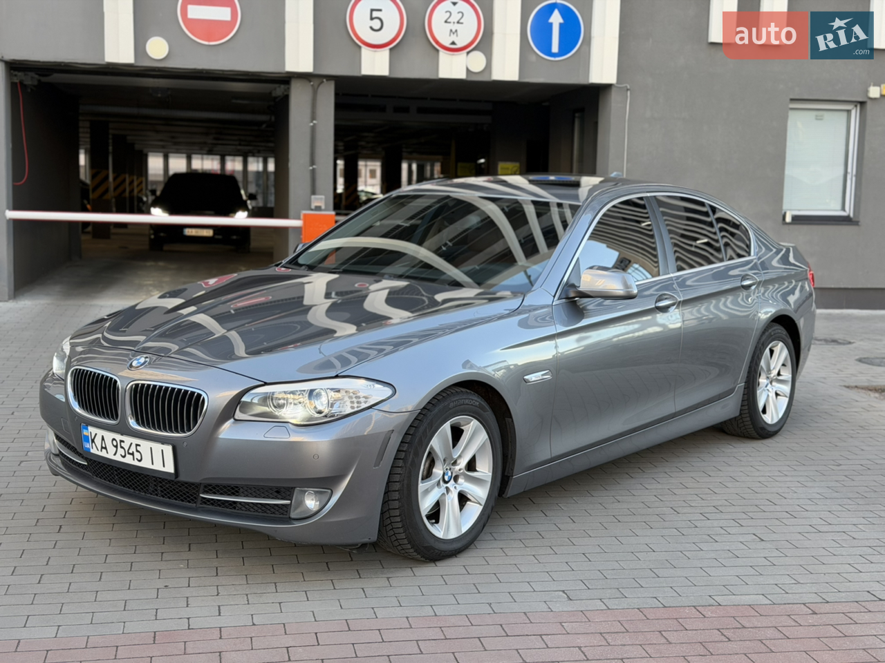 2011 BMW 5er - мініатюра 29