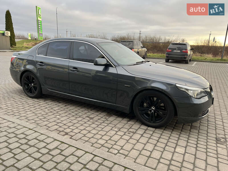 Седан BMW 5 Series 2008 в Львові