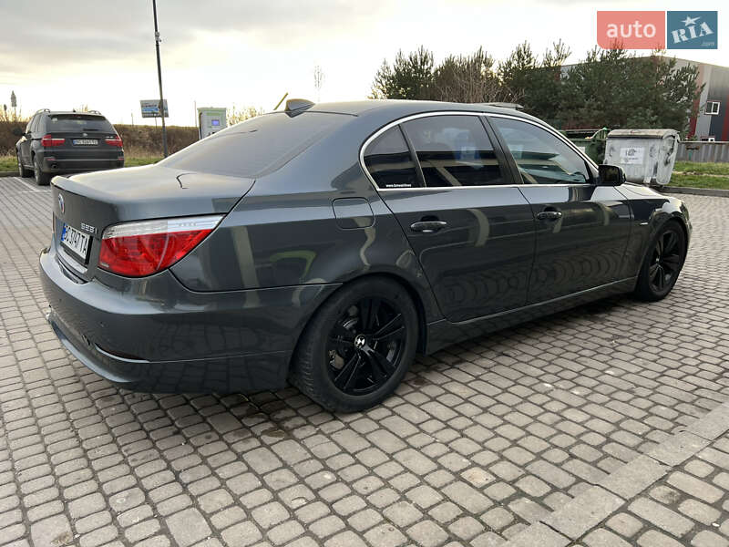 Седан BMW 5 Series 2008 в Львові