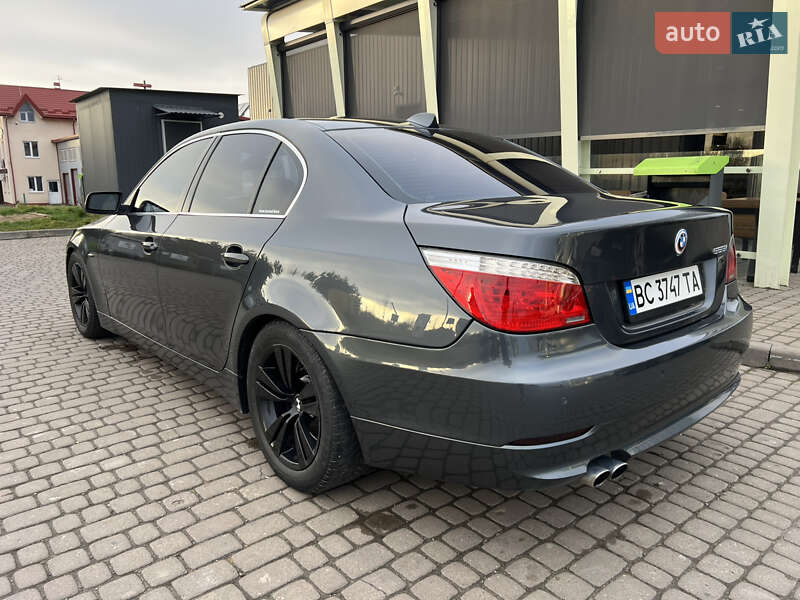 Седан BMW 5 Series 2008 в Львові