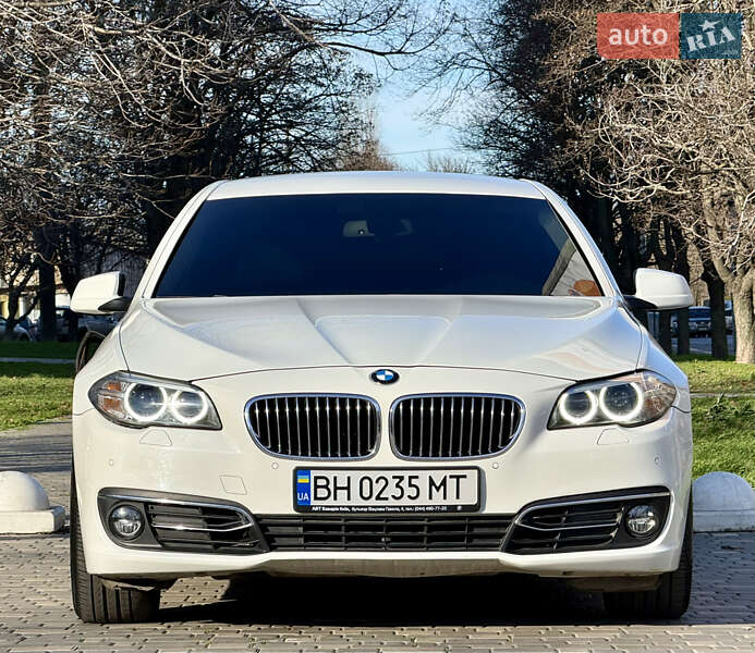 BMW 5 Series 2012 BMW 5 Series 2012
