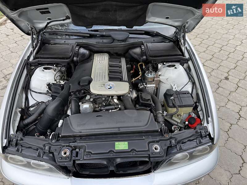 Универсал BMW 5 Series 2001 в Николаеве фото 17 Универсал BMW 5 Series 2001 в Николаеве