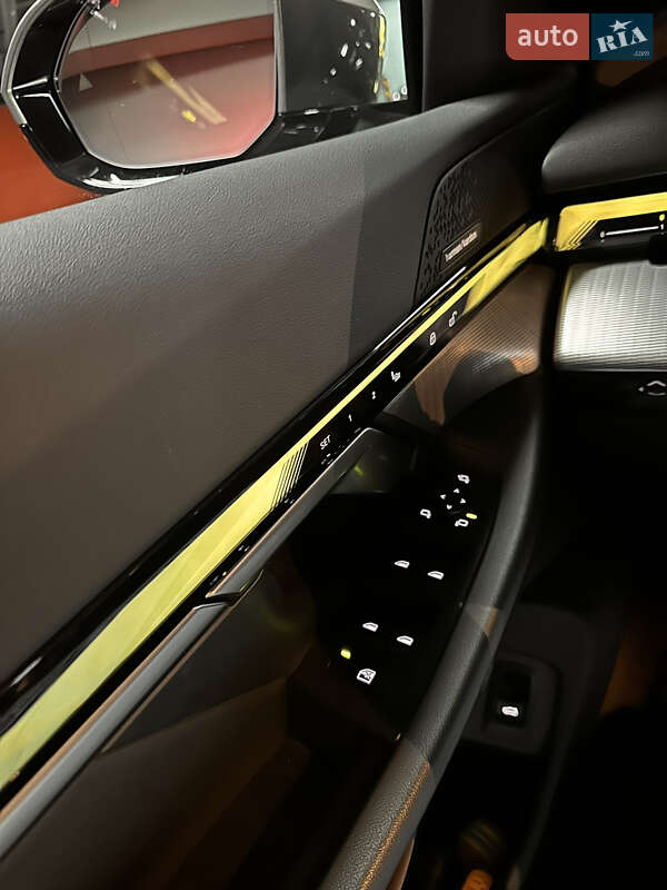 Седан BMW 5 Series 2024 в Киеве