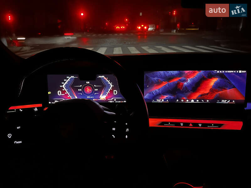 Седан BMW 5 Series 2024 в Киеве