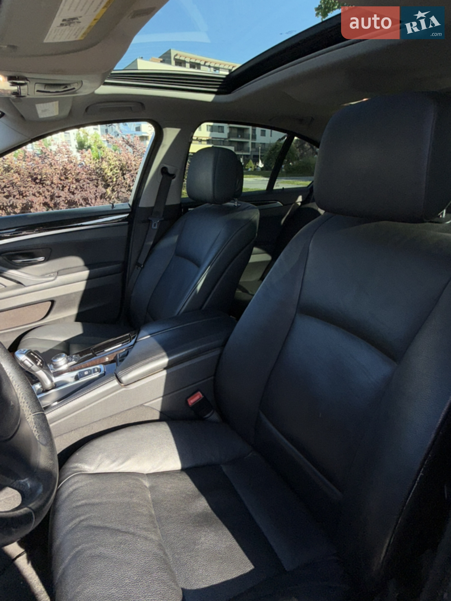 2011 BMW 5er - мініатюра 8