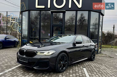 Седан BMW 5 Series 2021 в Львове