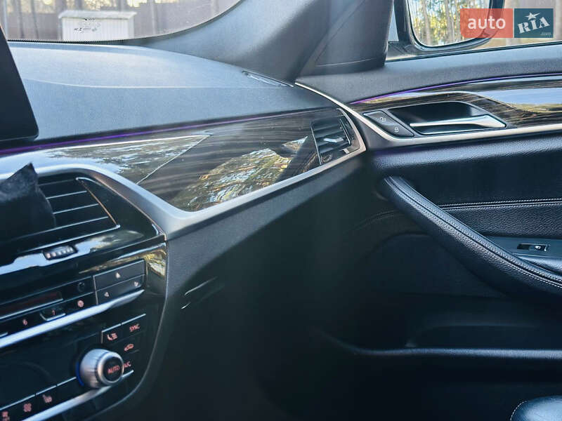 Седан BMW 5 Series 2018 в Львові фото 24 Седан BMW 5 Series 2018 в Львові