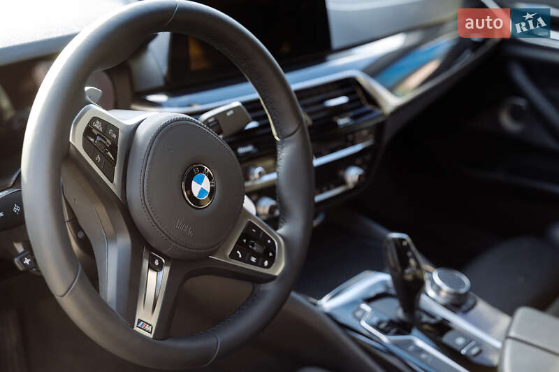 Седан BMW 5 Series 2018 в Тернополі