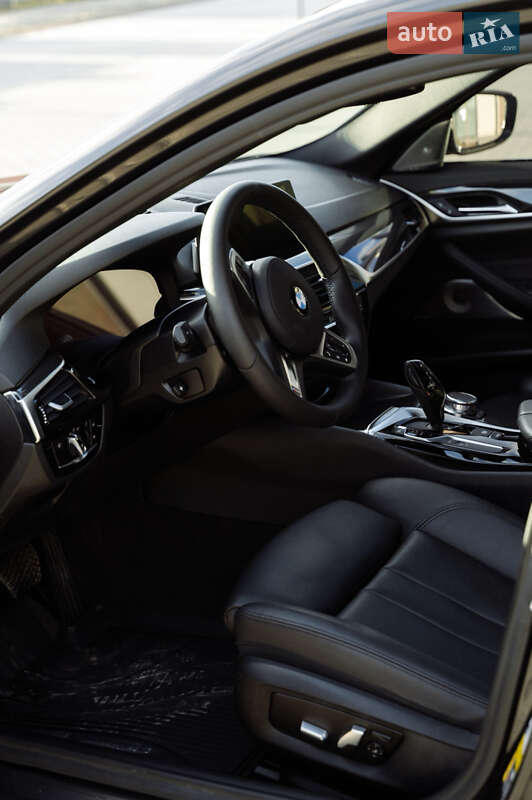 Седан BMW 5 Series 2018 в Тернополі
