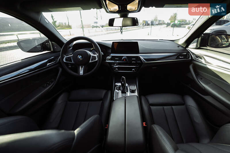 Седан BMW 5 Series 2018 в Тернополі