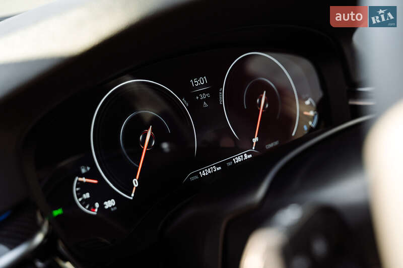 Седан BMW 5 Series 2018 в Тернополі