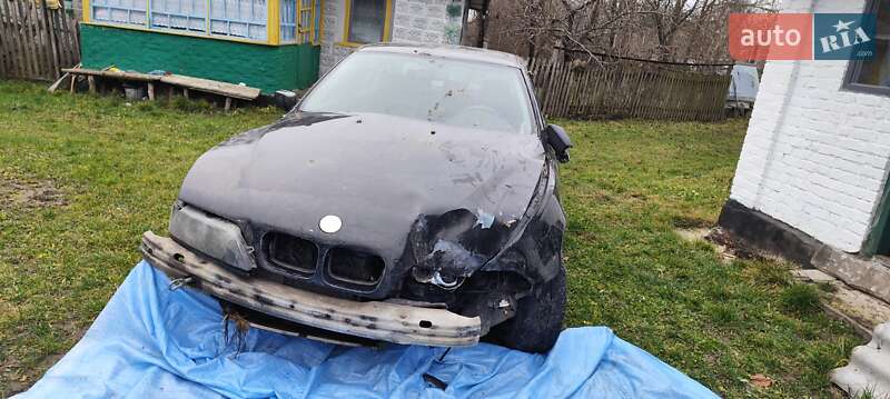 Седан BMW 5 Series 1998 в Хмельницком