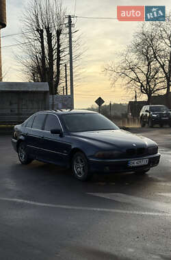 Седан BMW 5 Series 2000 в Заре