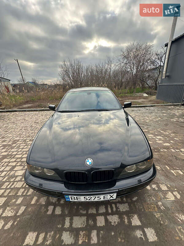 BMW 5 Series 2001