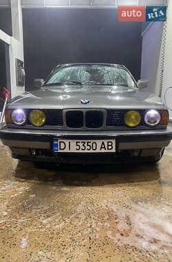 Седан BMW 5 Series 1991 в Шостці