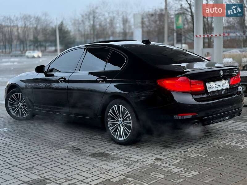 Седан BMW 5 Series 2018 в Днепре