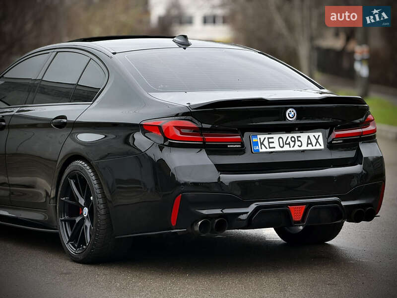 Седан BMW 5 Series 2017 в Запорожье