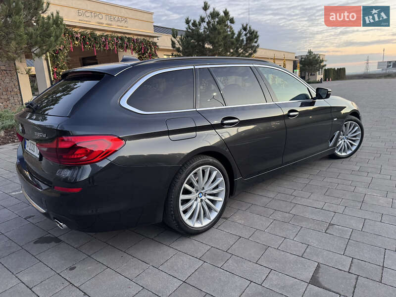 Универсал BMW 5 Series 2017 в Киеве