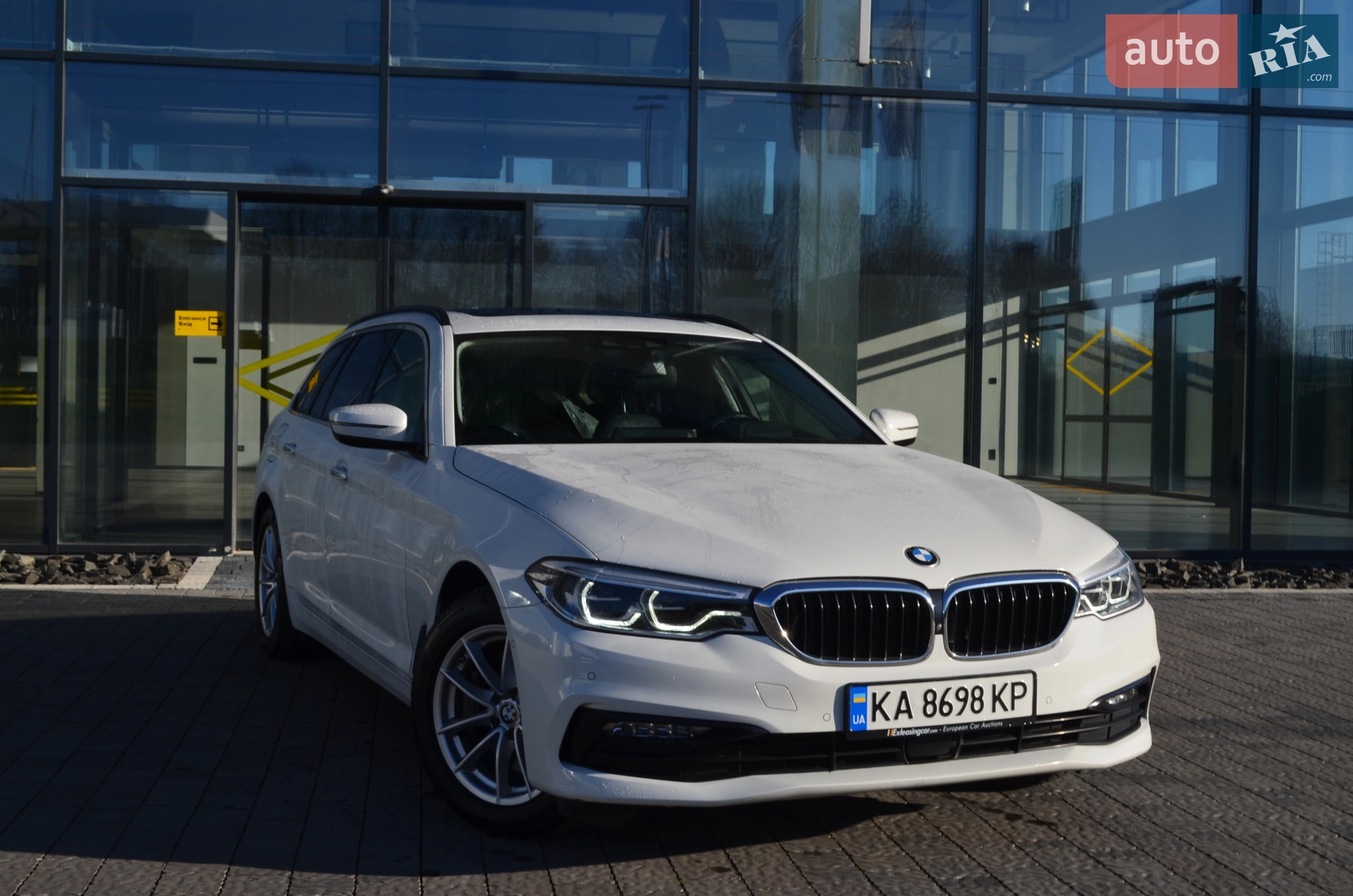 BMW 5 серії 2017 року