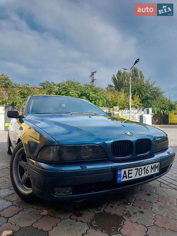 BMW 5 Series 1998