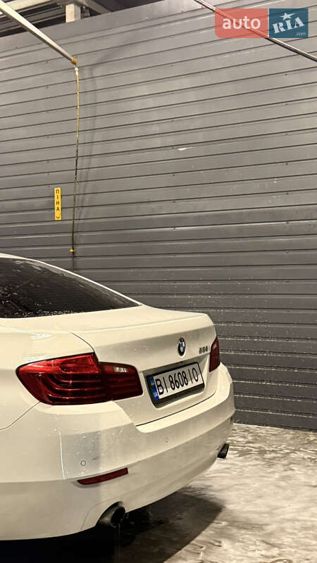Седан BMW 5 Series 2015 в Києві