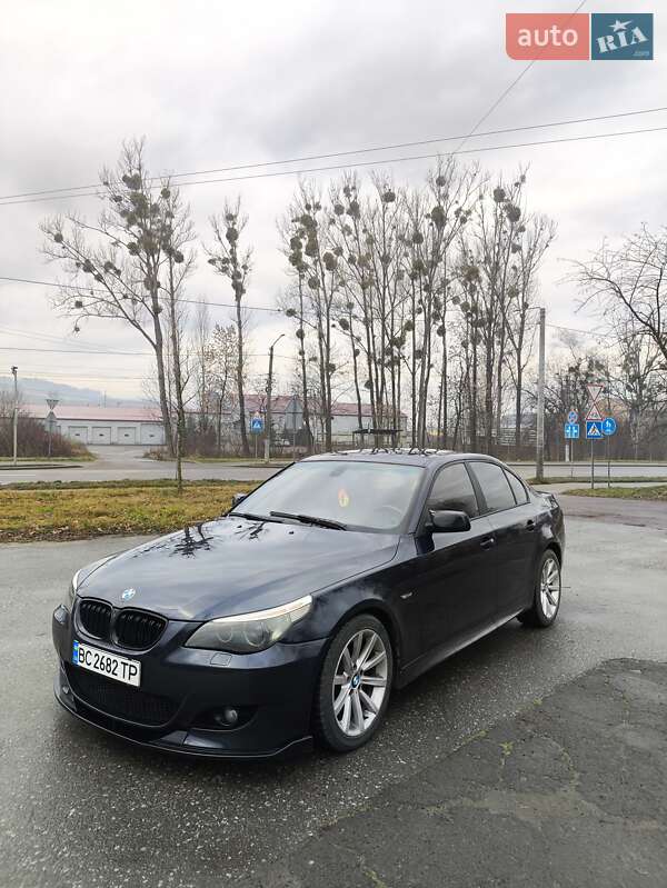 BMW 5 Series 2004