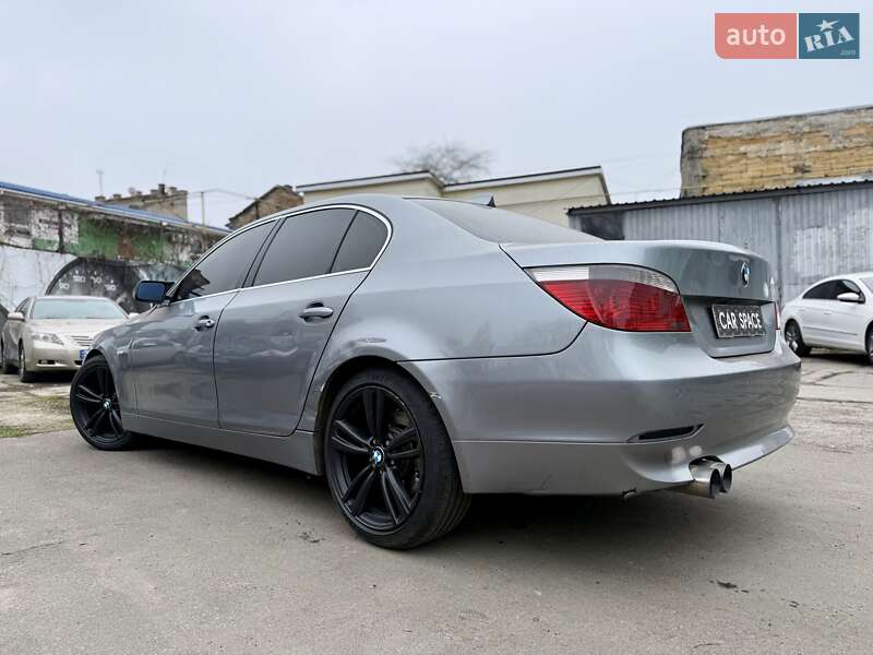 Седан BMW 5 Series 2005 в Одесі