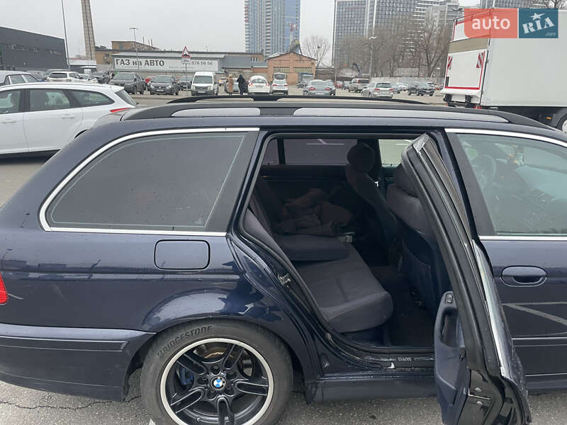 Универсал BMW 5 Series 2001 в Киеве
