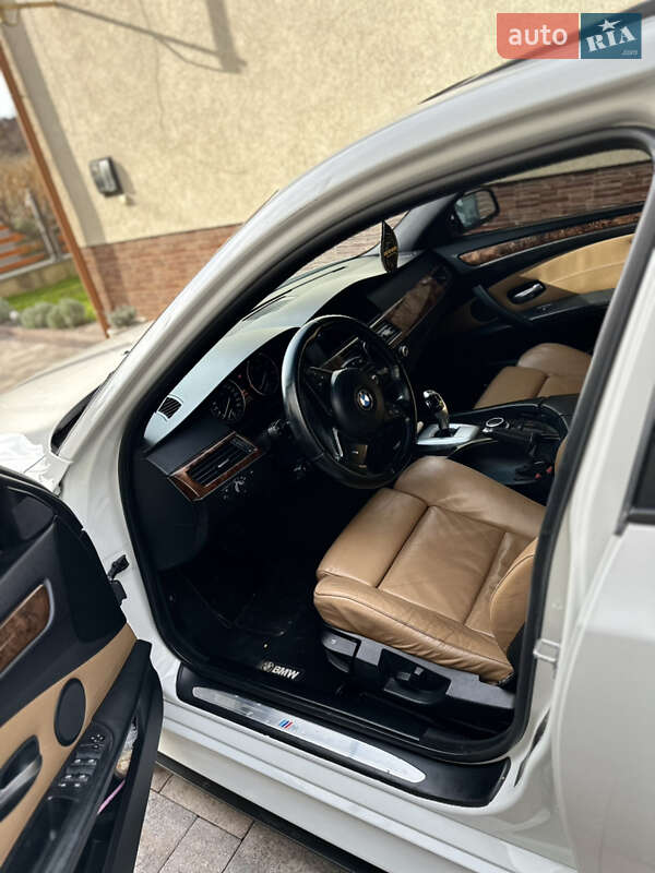 Седан BMW 5 Series 2008 в Ужгороді