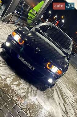 Седан BMW 5 Series 2001 в Харькове