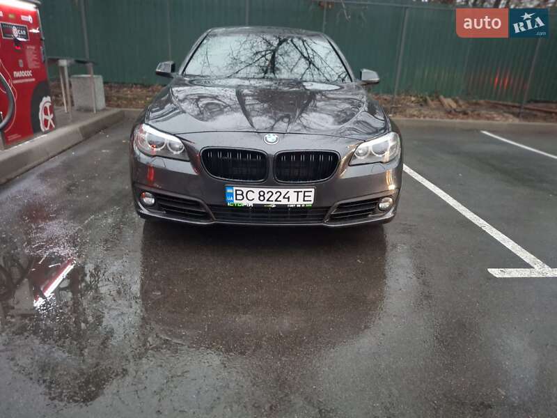 Седан BMW 5 Series 2015 в Києві