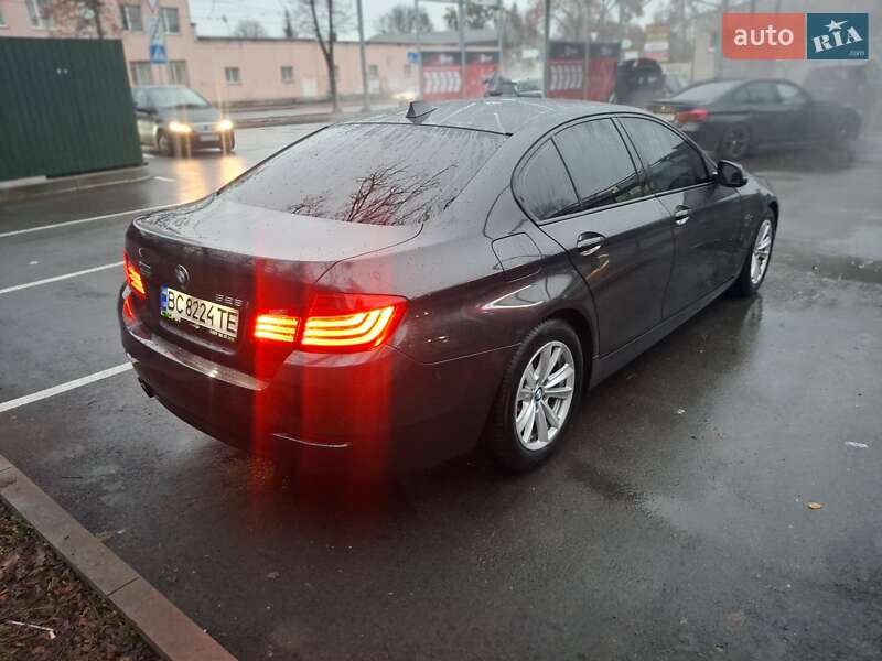 Седан BMW 5 Series 2015 в Києві