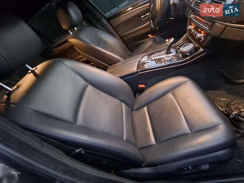 Седан BMW 5 Series 2015 в Києві