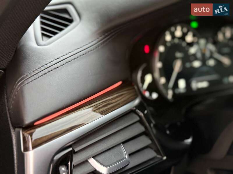 Седан BMW 5 Series 2018 в Житомире