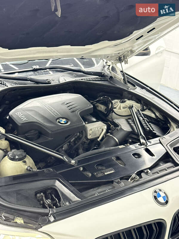 Седан BMW 5 Series 2013 в Кременчуге