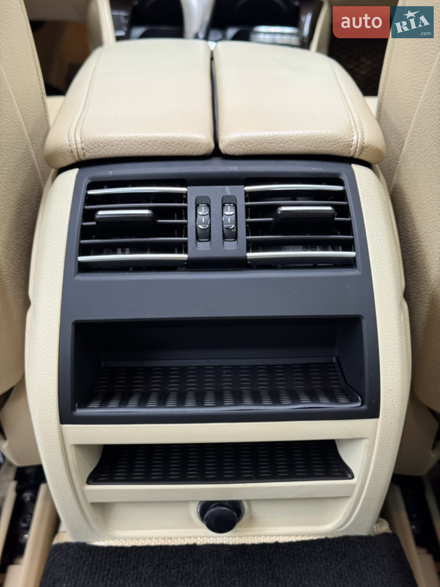 2013 BMW 5er - мініатюра 37
