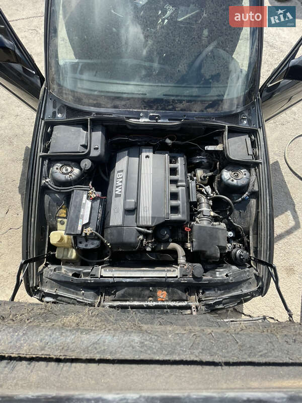 Седан BMW 5 Series 1988 в Кропивницком