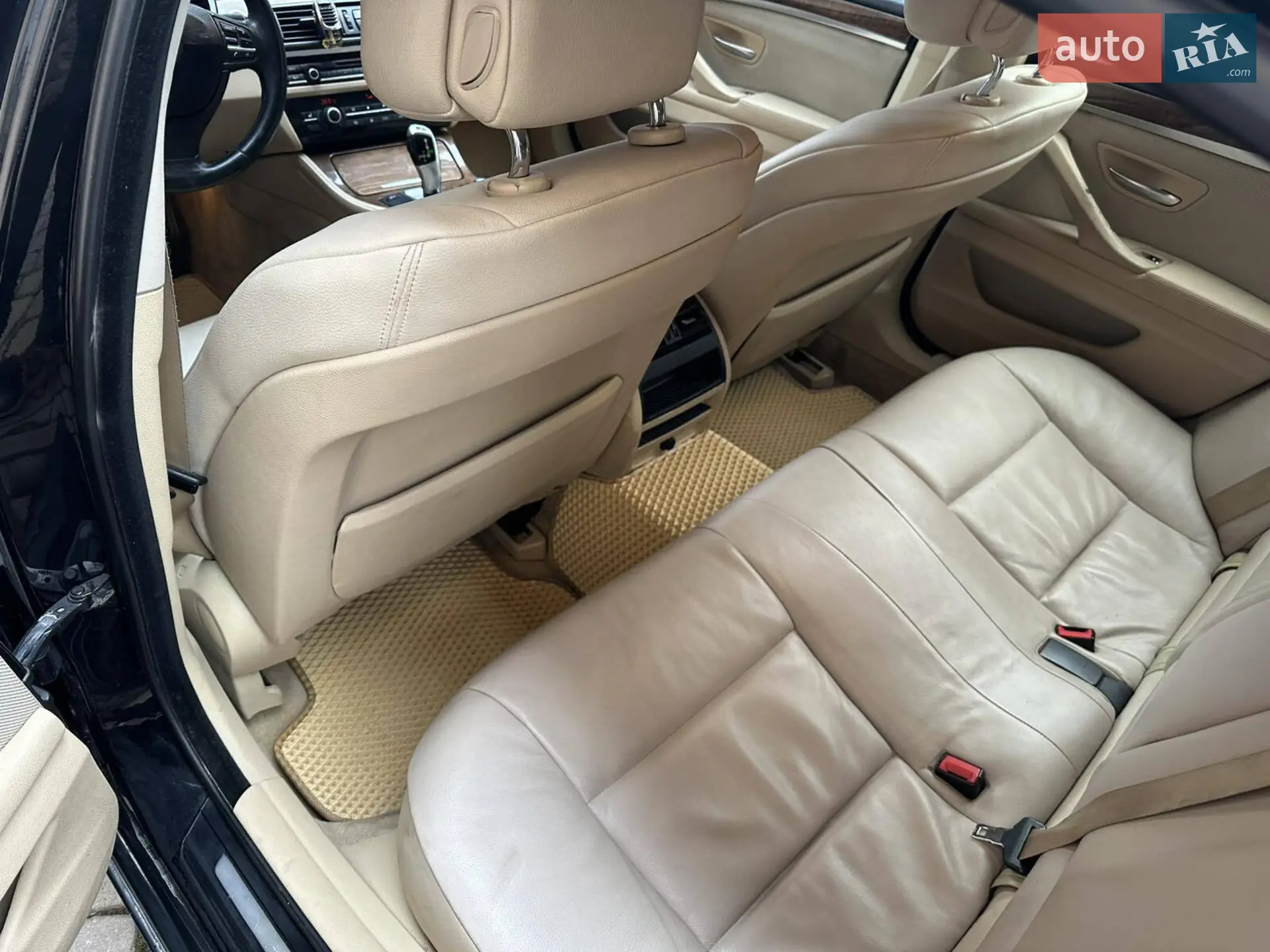 2011 BMW 5er - мініатюра 8