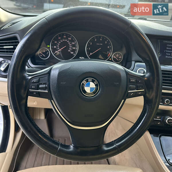 Седан BMW 5 Series 2011 в Львові