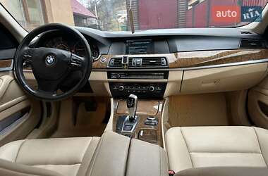 Седан BMW 5 Series 2011 в Дубовом