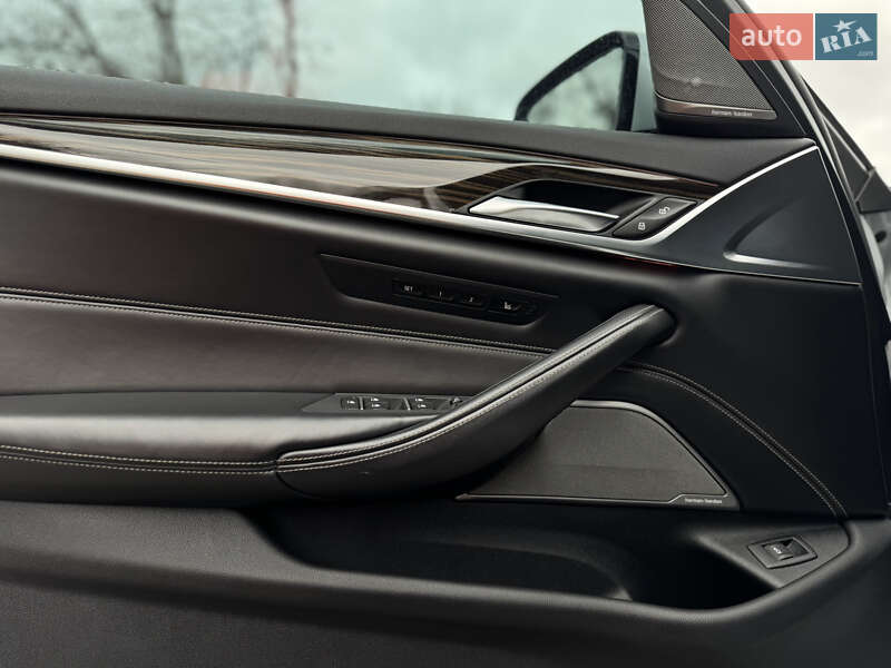 Седан BMW 5 Series 2018 в Одессе