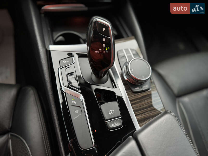 Седан BMW 5 Series 2018 в Одессе