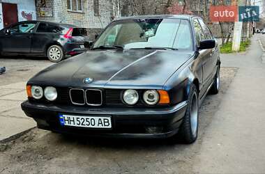 Седан BMW 5 Series 1990 в Одесі