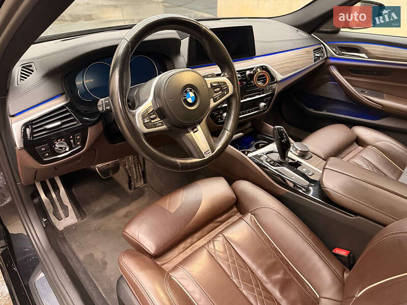Седан BMW 5 Series 2017 в Києві фото 17 Седан BMW 5 Series 2017 в Києві