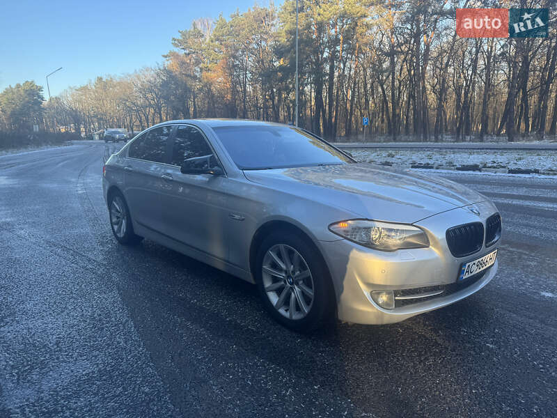 Седан BMW 5 Series 2012 в Луцьку