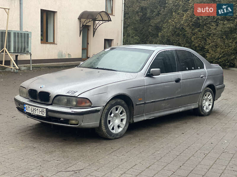 Седан BMW 5 Series 1998 в Калуші